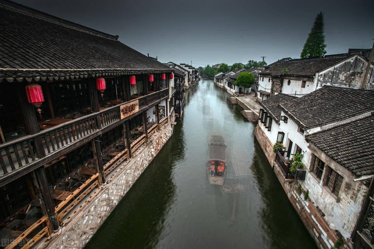 “以文化人,以美育人——教师素养能力提升研讨会”在西安举办